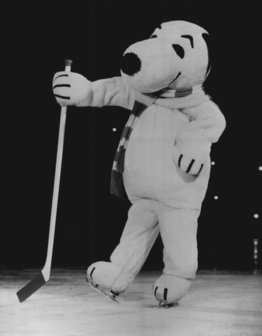 Snoopy Hockey - 1974 - Ice Follies