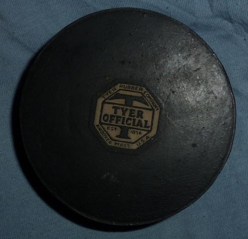 Tyer Official Hockey Puck - Vintage - Tyer Rubber Company 1940s