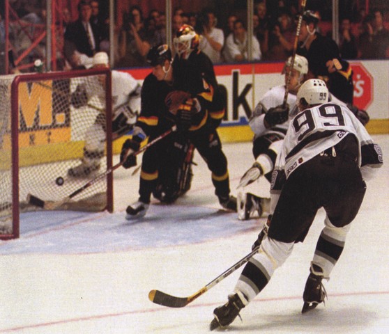 Wayne Gretzky - Los Angeles Kings - 802 Goal - NHL Record - 1994