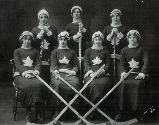 Ingersoll Women's Ice Hockey Team 1912