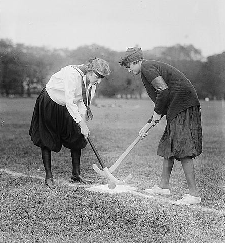 Women's Field Hockey Bully Off - 1919