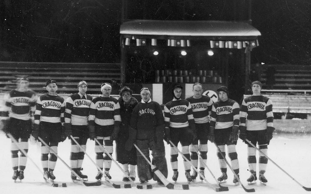 Cracovia Ice Hockey Team in Krynica, Poland 1938