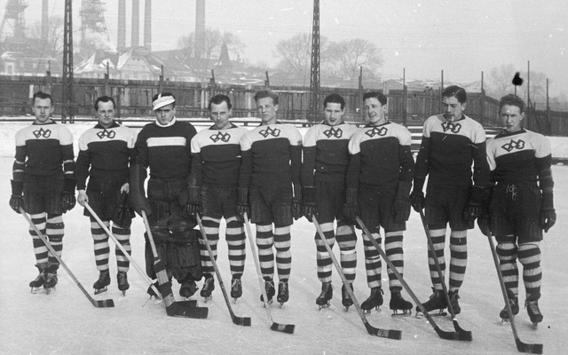 Dąb Katowice - HC GKS Katowice Historia - Team Photo 1930s