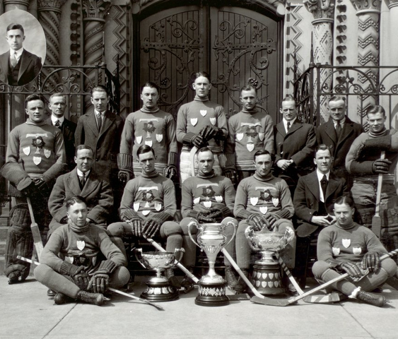 University of Toronto Hockey Team - Allan Cup Champions 1921