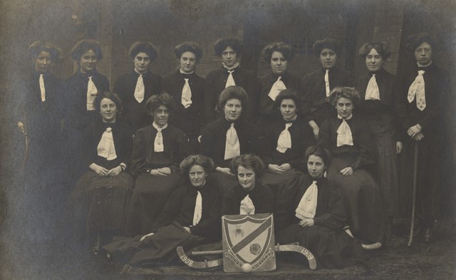 Antique Women's Field Hockey Team - England 1909