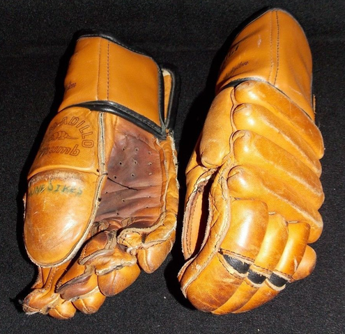 Vintage Cooper Hockey Gloves - Armadillo Thumb 1950s