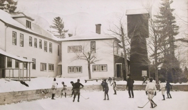 Ice Hockey at Lakefield College School 1908