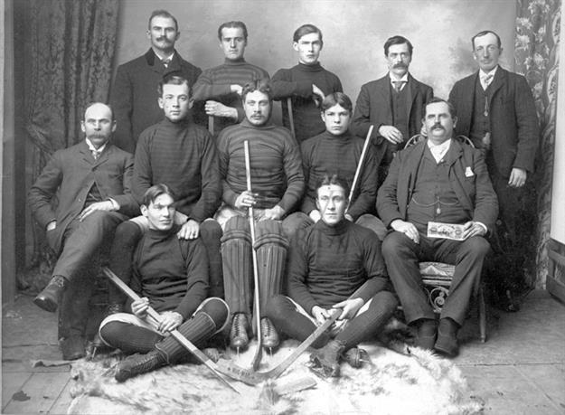 Olds Hockey Team 1903 Olds, Alberta