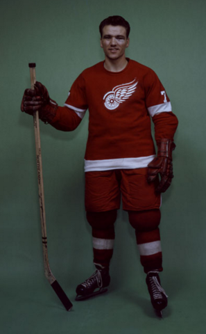 Norm Ullman Detroit Red Wings  1959