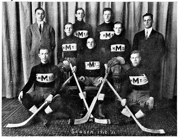 University of Massachusetts of Amherst Hockey Team 1911