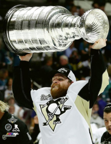 Phil Kessel with The Stanley Cup 2016