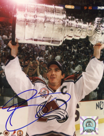 Joe Sakic with The Stanley Cup 2001