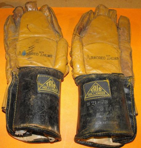 Ice Hockey Gloves 1950s Trio Hollander