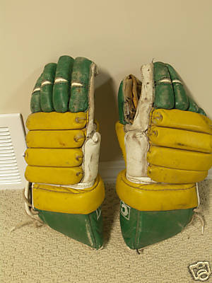 Hockey Gloves 1970s 1