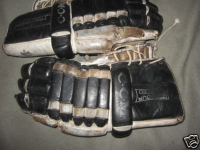 Hockey Gloves 1970s 2