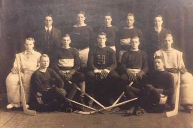 Harvard University Hockey Team 1915