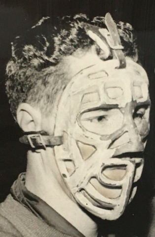 Dennis Riggin wears a Fibrosport Pretzel Mask 1962