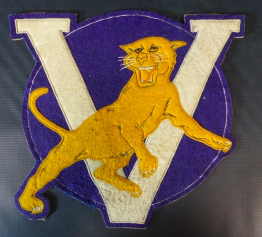 Victoria Cougars Team Crest 1958
