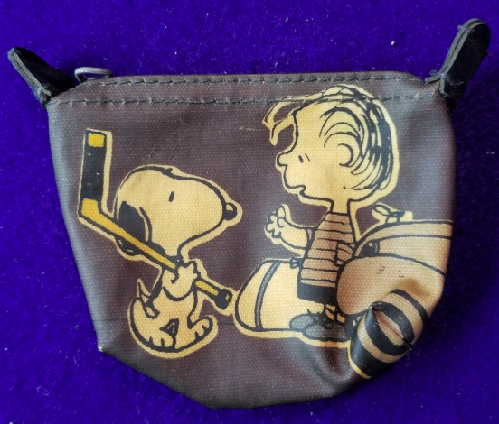Snoopy Hockey 1958 Change Purse with Snoopy & Linus