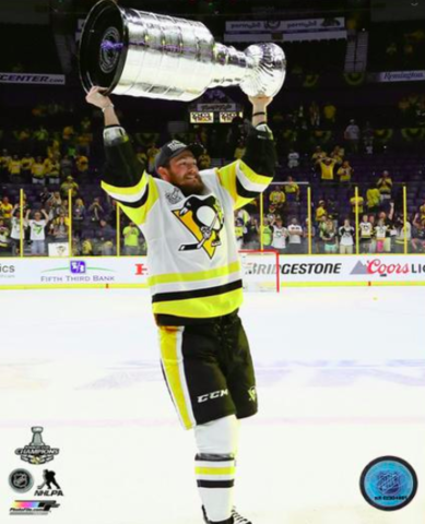 Tom Kühnhackl 2017 Stanley Cup Champion