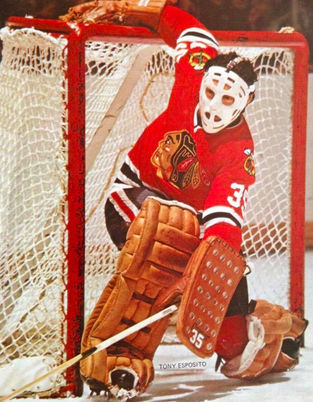 Tony Esposito, goaltending master of 'butterfly' saves on the ice