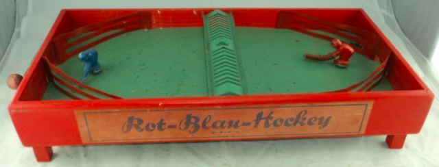 Antique Table Top Hockey Game - Rot Blau Hockey by D.R.G.M