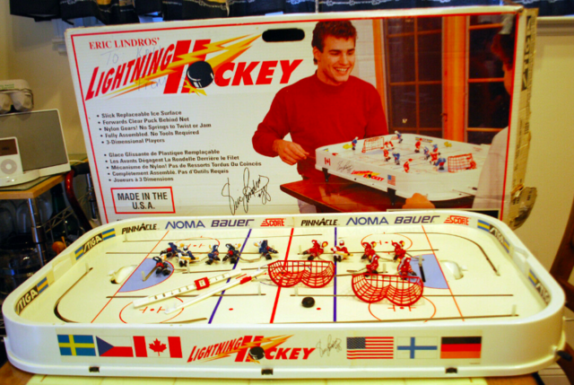 Eric Lindros Lightning Hockey - Vintage Stiga Tabletop Hockey Game 