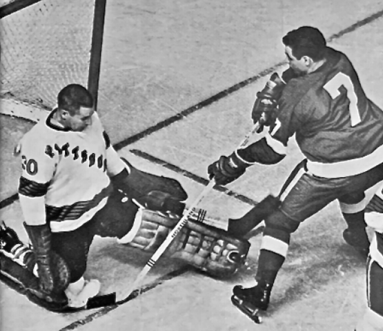 Pittsburgh Penguins Les Binkley makes save vs Norm Ullman 1967