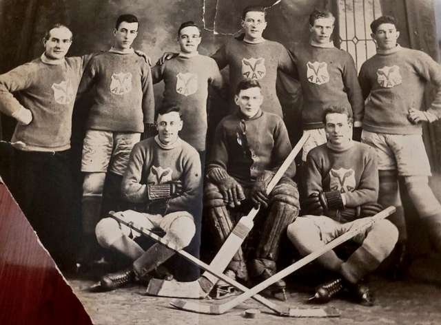 Vernon Amateur Athletic Association Hockey Team 1922