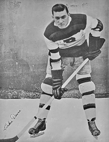 Pinkie Davie 1933 Boston Bruins