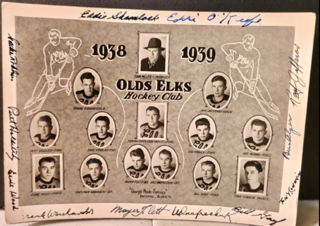 Olds Elks Hockey Club 1938-39