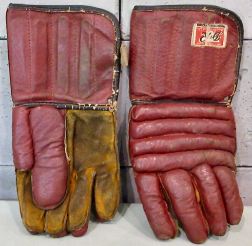 Vintage D & R Hockey Gloves 1940s Daignault & Rolland Hockey Gloves