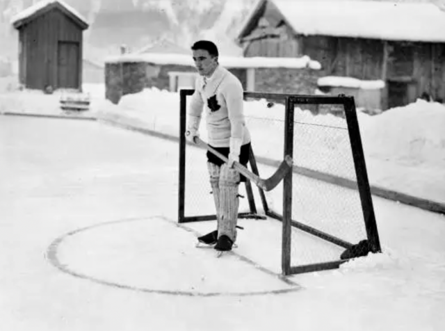 John Mitchell 1909 Oxford Canadians Goaltender