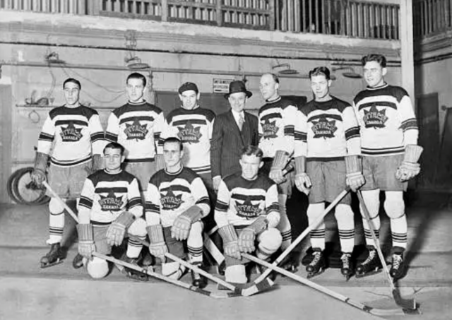 Ottawa All-Stars @ Le Palais des Sports 1931 European Ice Hockey Tour