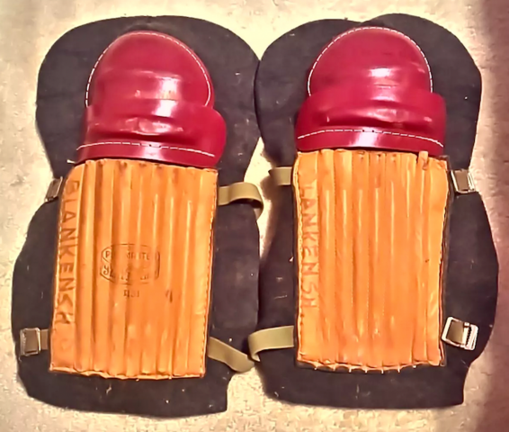 Vintage Hockey Shin Guards 1940s Stall & Dean Shin Guards Puckmaster