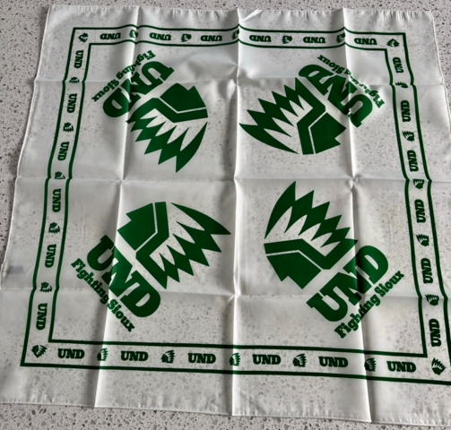 UND Fighting Sioux Handkerchief 1977 University North Dakota Fighting Sioux