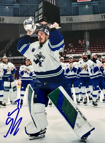 Artūrs Šilovs 2025 Calder Cup Champion