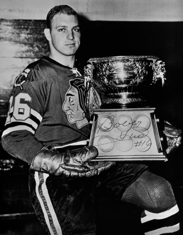 Bobby Hull 1962 Art Ross Trophy Winner