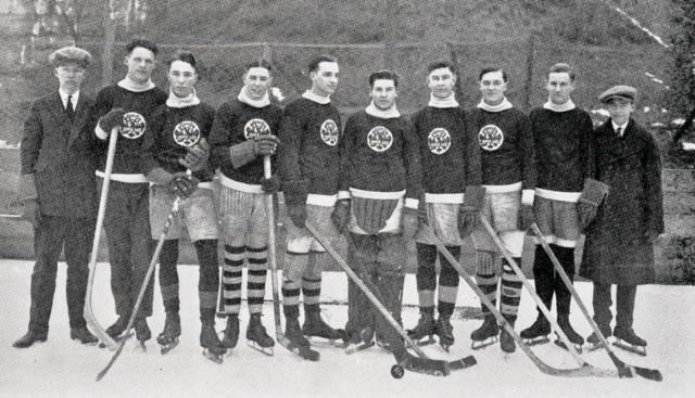 Aura Lee Hockey Team 1922 Toronto Midget Champions