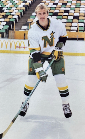 Willi Plett 1984 Minnesota North Stars