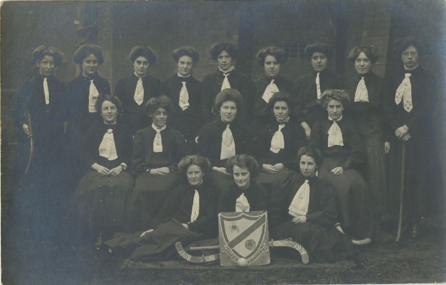 Antique Field Hockey - Women's Team 1909 