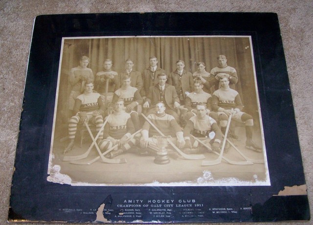 Amity Hockey Club - Galt City League Champions 1911