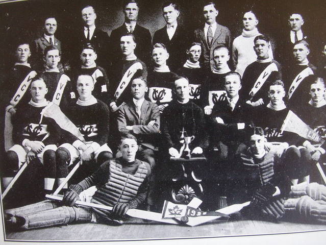 Hockey Photo 1925 1