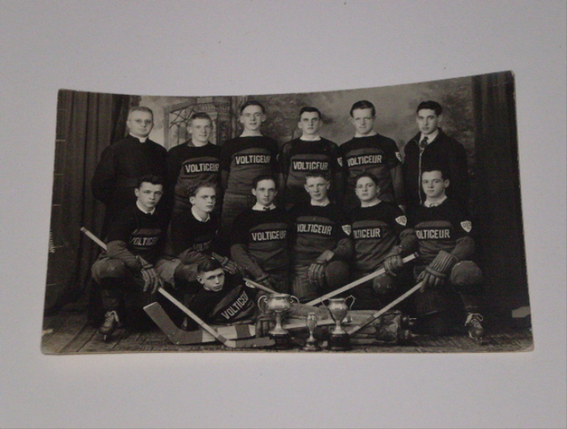 Volticeur Ice Hockey Team Photo 1941 