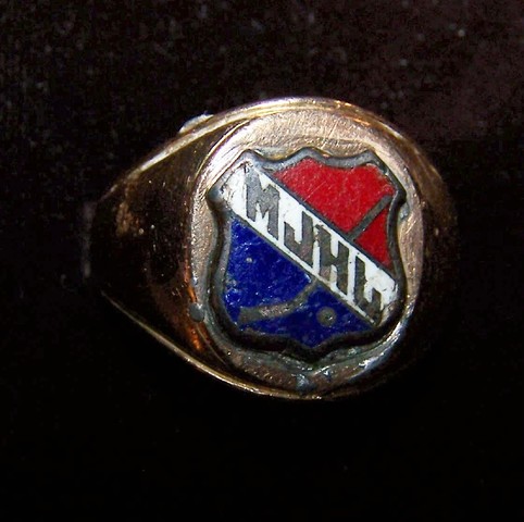 Hockey Ring 1
