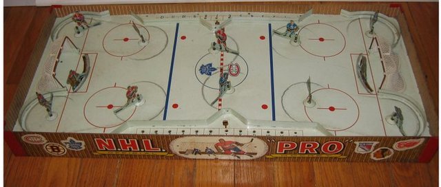 Hockey Table Top Game 1960s NHL Pro