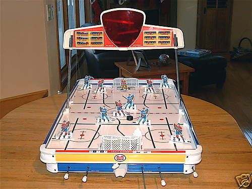 Hockey Table Top Game 3 1970