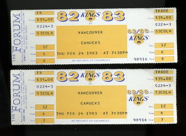 Vancouver Canucks vs Los Angeles Kings Hockey Tickets 1983 The Forum