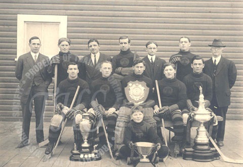 Trail Hockey Club - McBride Cup, Daily News Cup Champions - 1915