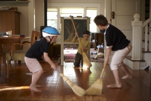 Broom Hockey 